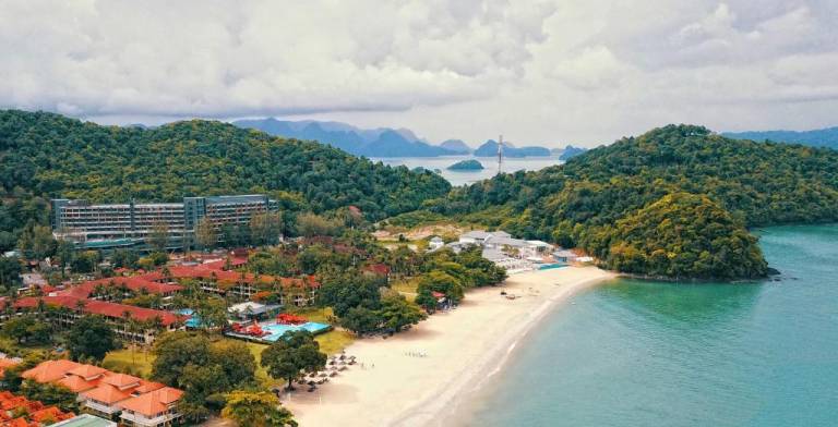 Holiday camp in malaysia-beach-University Camp in Malaysia