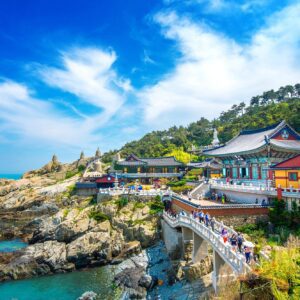 haedong-yonggungsa-temple-haeundae-sea-busan-buddhist-temple-busan-south-korea_335224-436