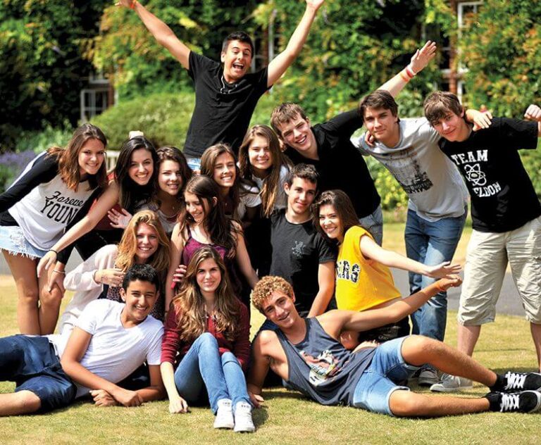 Holiday camp-Teens Having Fun Together-University Camp in Malaysia-Family Camp in Malaysia