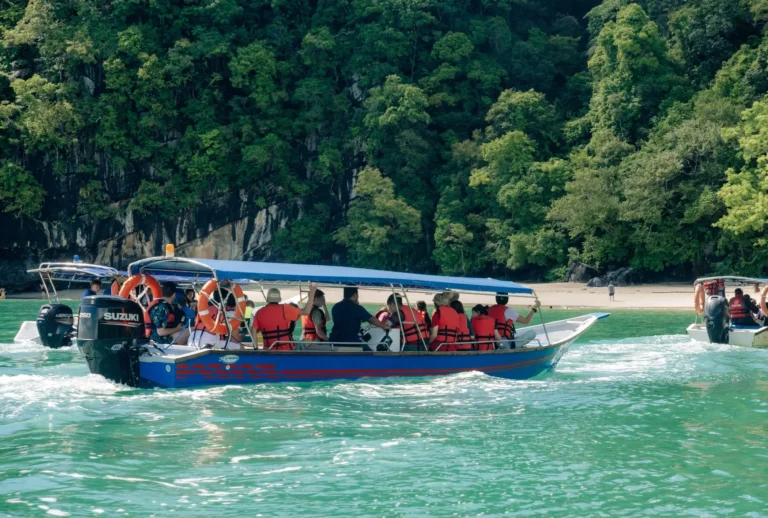 Fun activity in summer camp in malaysia