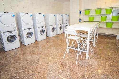 camp in dubai-laundry