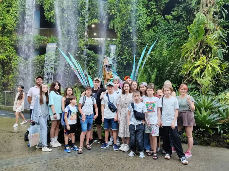 Top Teen Leadership Camp Programs in Asia