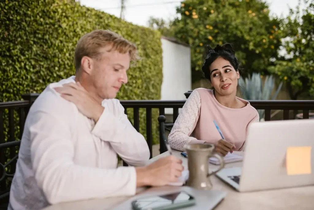 Non-Verbal Communication