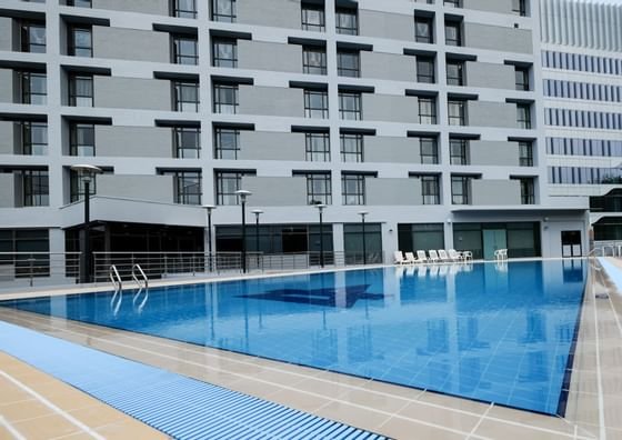 Swimming-pool-singapore-borneo
