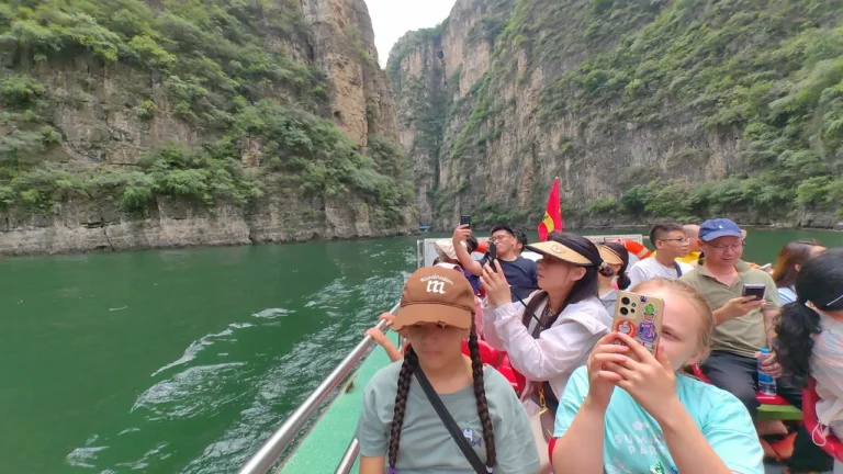 Chinese Language & Culture Summer Camp - Entertainment & Excursions 1