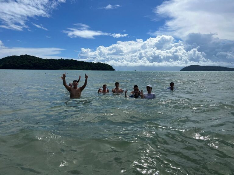 Summer Camps in malaysia-Travel and English Camp